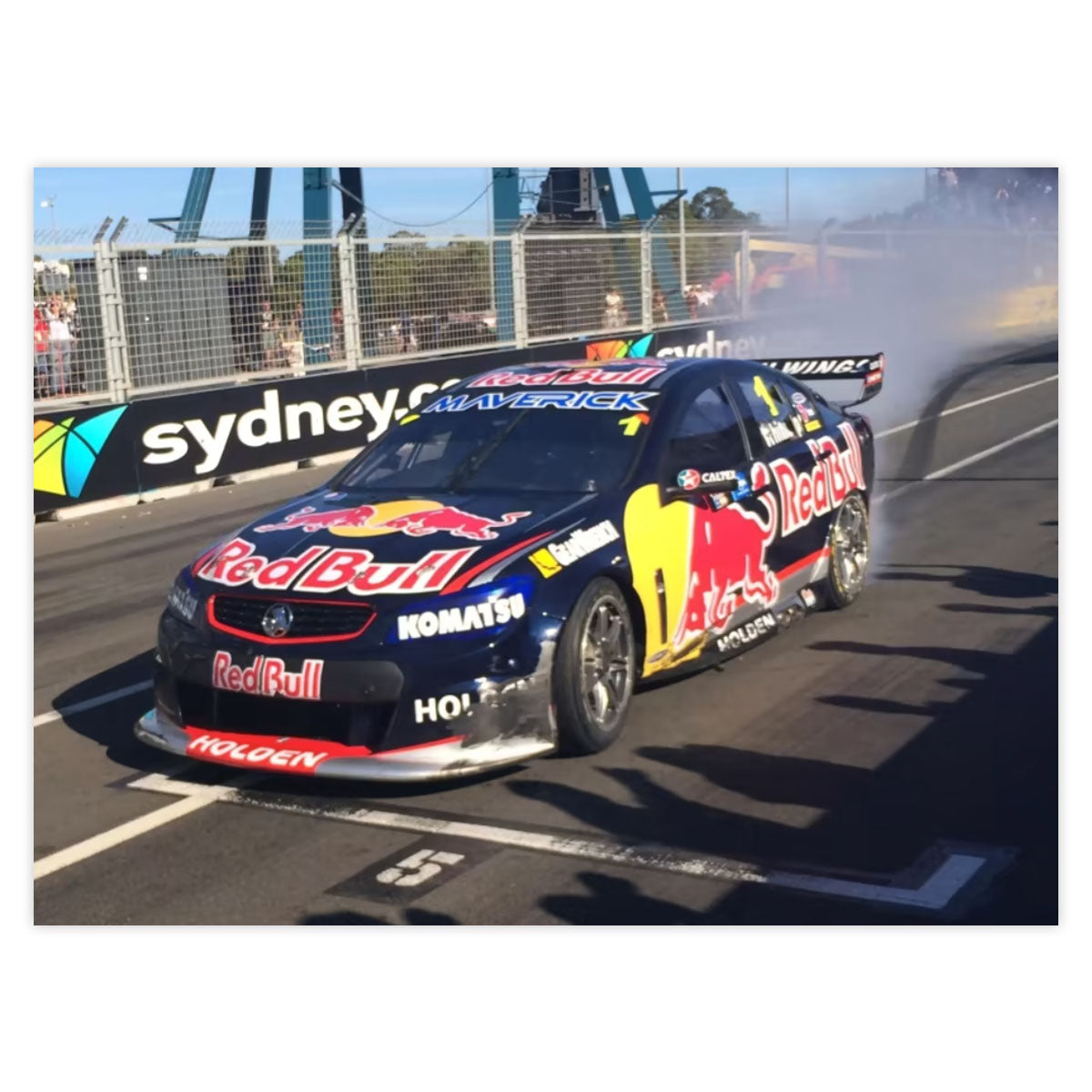 Holden VF Commodore - Red Bull Holden Racing #1 - Whincup - 2013 Championship Winner - Sydney Nrma Motoring & Services 500